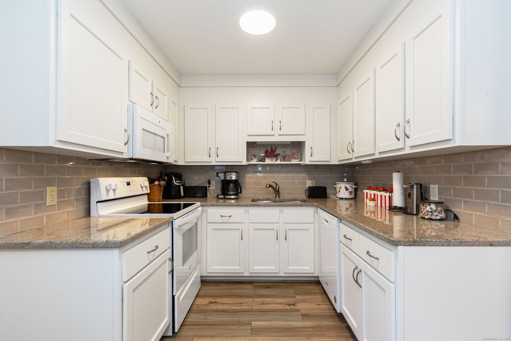 Photo of 746 Heritage Village #A, Southbury, CT 06488 (MLS # 24133138)