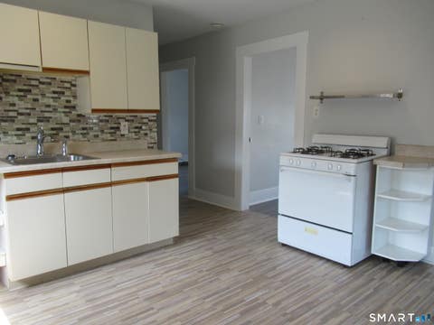 Tiny photo for 81 Jetland Street #3, Bridgeport, CT 06605 (MLS # 24197359)