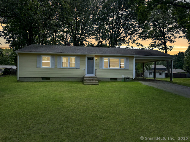8 Fernwood Avenue