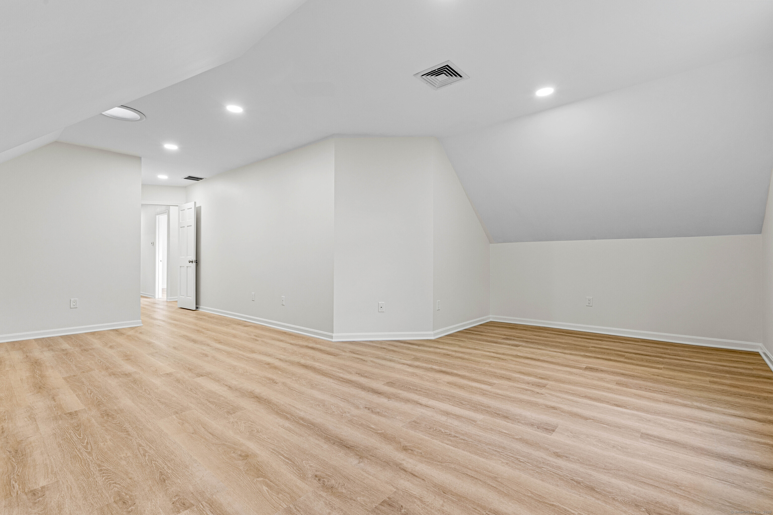 34 Willow Lane, East Lyme, Connecticut image 32