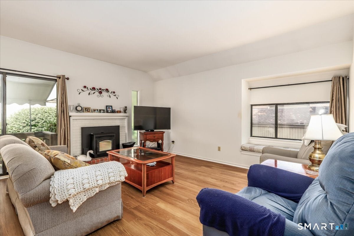 537 Heritage Village A