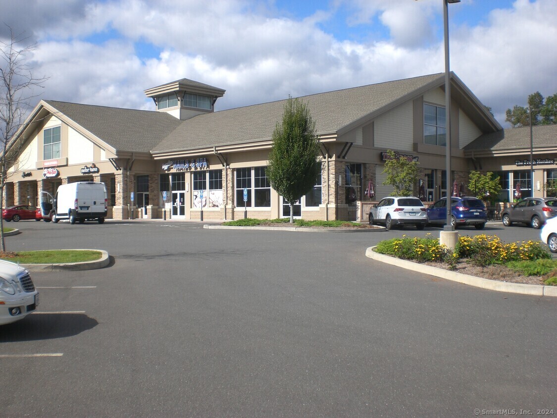 Berlin, Connecticut 06037, United States, ,Residential,Pending,37947