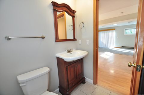 Tiny photo for 3 Farmington Meadow Drive #3, Farmington, CT 06032 (MLS # 24173419)