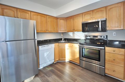 Tiny photo for 3 Farmington Meadow Drive #3, Farmington, CT 06032 (MLS # 24173419)
