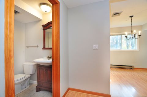 Tiny photo for 3 Farmington Meadow Drive #3, Farmington, CT 06032 (MLS # 24173419)