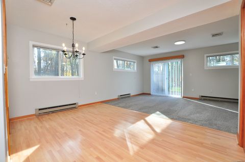 Tiny photo for 3 Farmington Meadow Drive #3, Farmington, CT 06032 (MLS # 24173419)