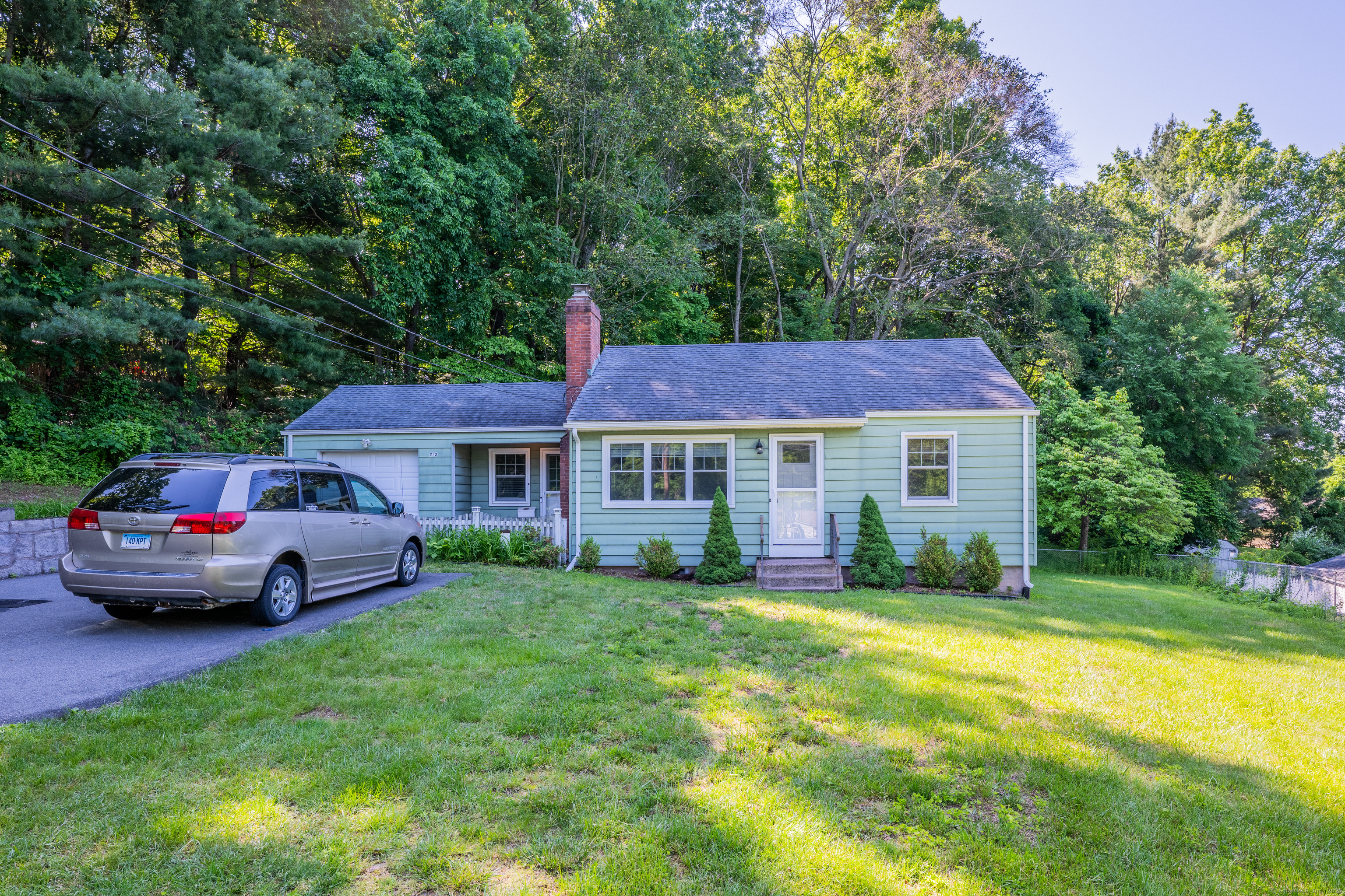 272 Bell Street