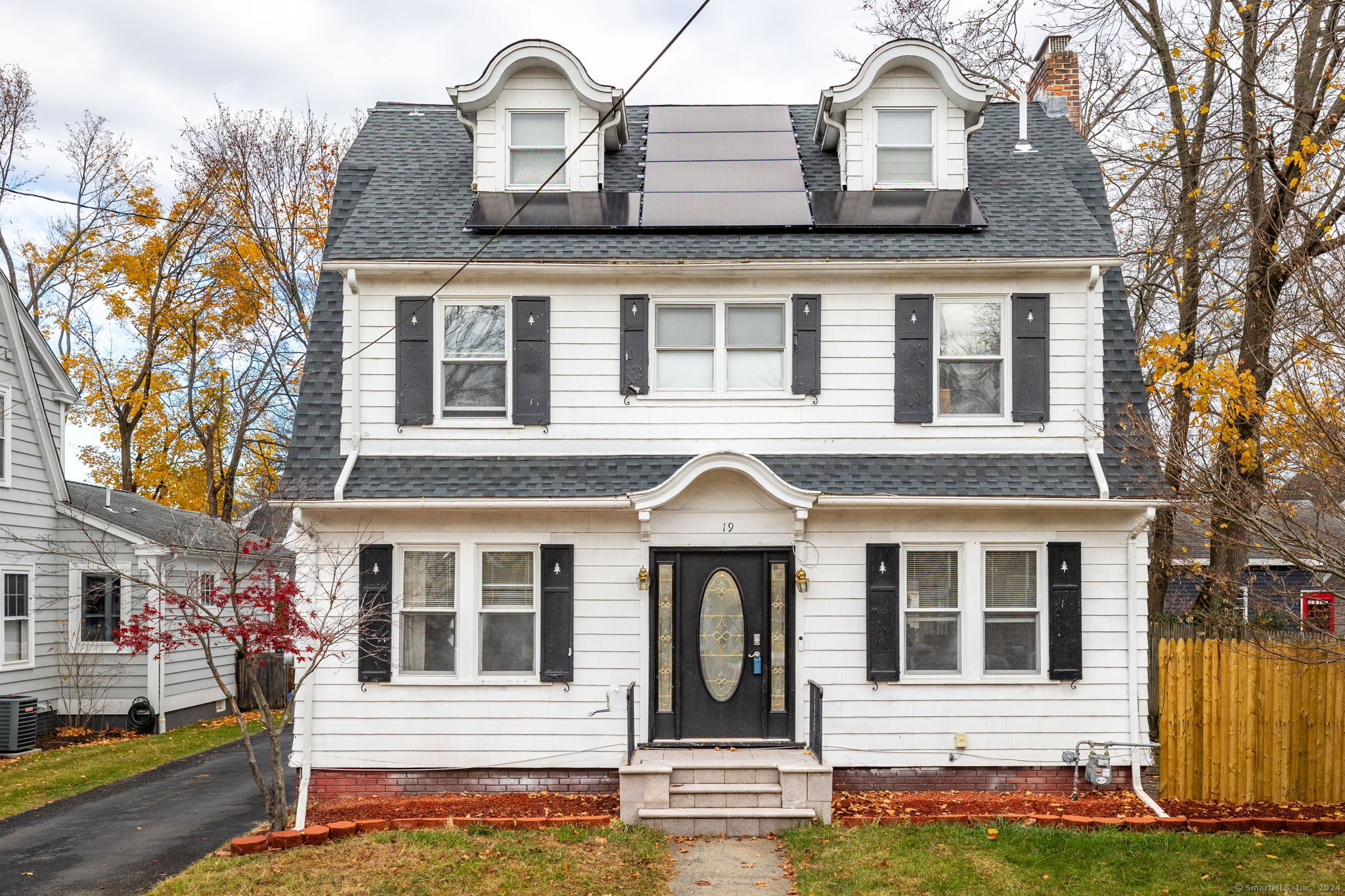 Property for Sale at 19 Filbert Street, Hamden, Connecticut - Bedrooms: 4 
Bathrooms: 4 
Rooms: 8  - $515,000