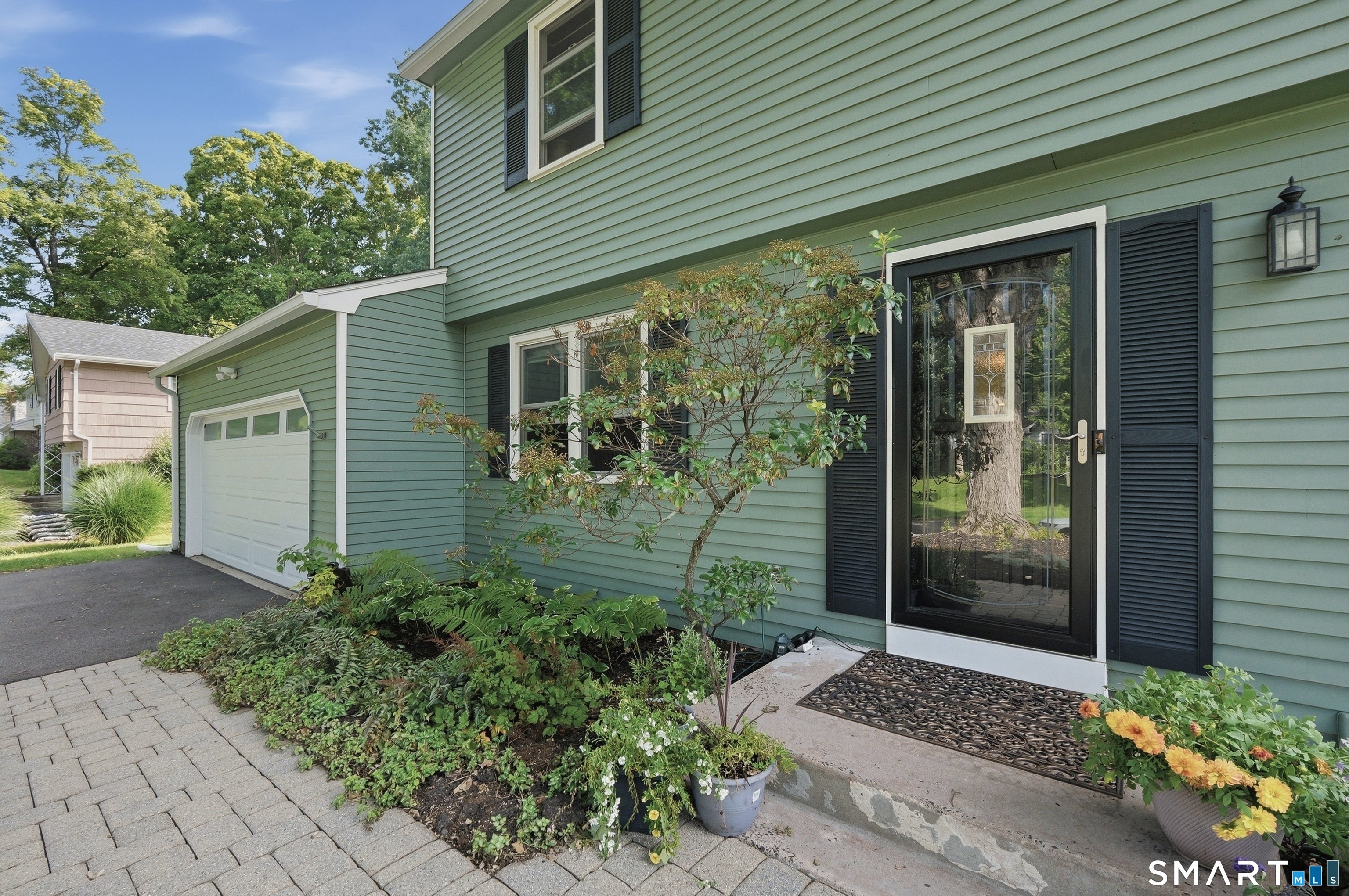 129 Mayflower Lane