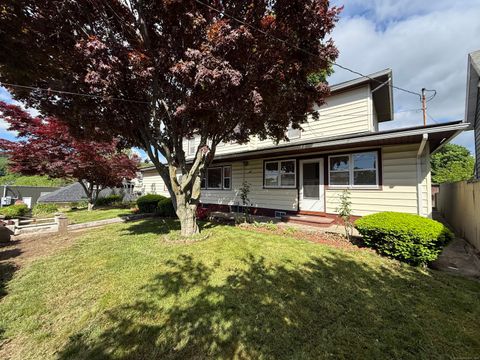 8 Cliff Street Naugatuck CT 06770