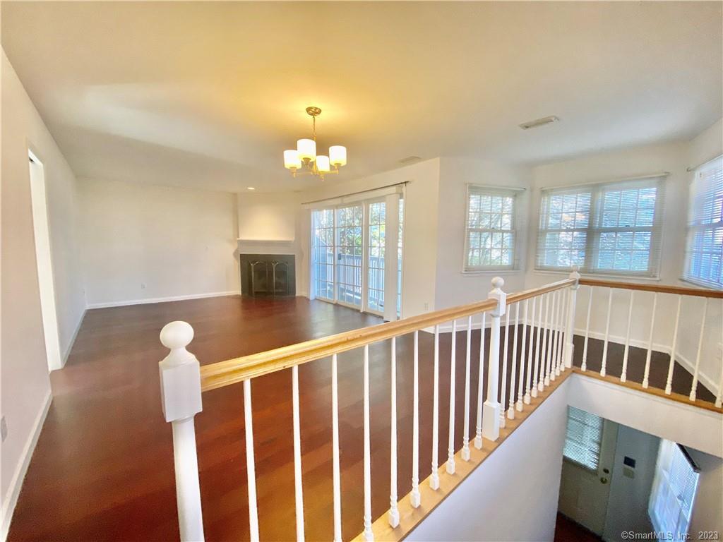 Rental Property at Grove Street 8, Stamford, Connecticut - Bedrooms: 2 
Bathrooms: 3 
Rooms: 5  - $3,200 MO.