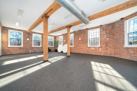 Tiny photo for 10 Main Street #304, Berlin, CT 06037 (MLS # 24142773)