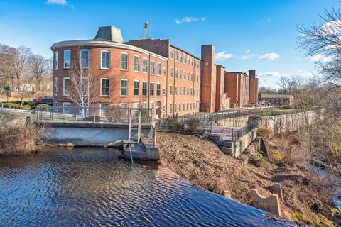 Photo of 10 Main Street #304, Berlin, CT 06037 (MLS # 24142773)