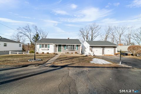 37 Albion Street Naugatuck CT 06770