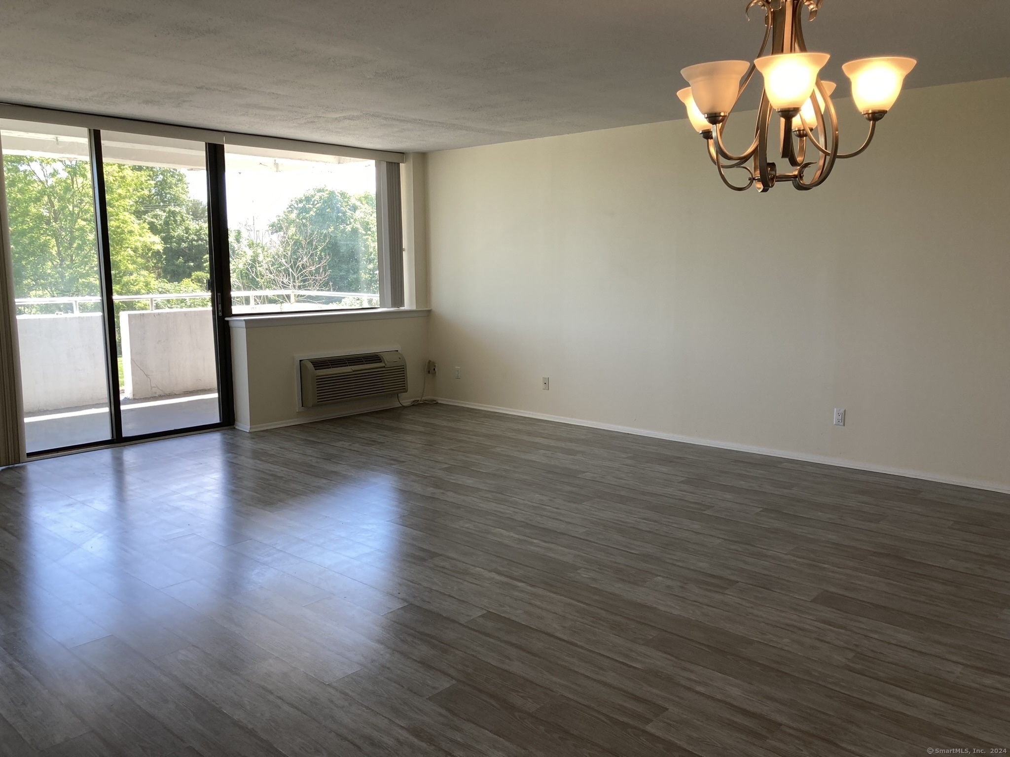 50 Birdseye Street 104