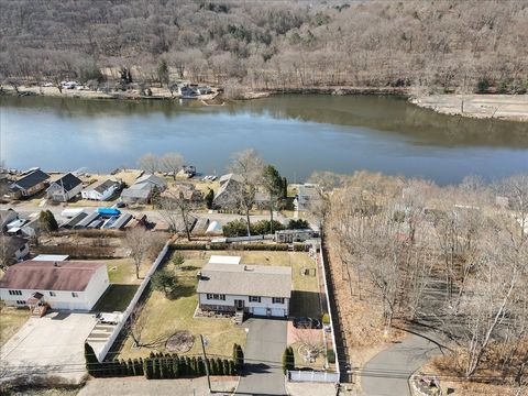 Tiny photo for 810 Roosevelt Drive, Derby, CT 06418 (MLS # 24153445)