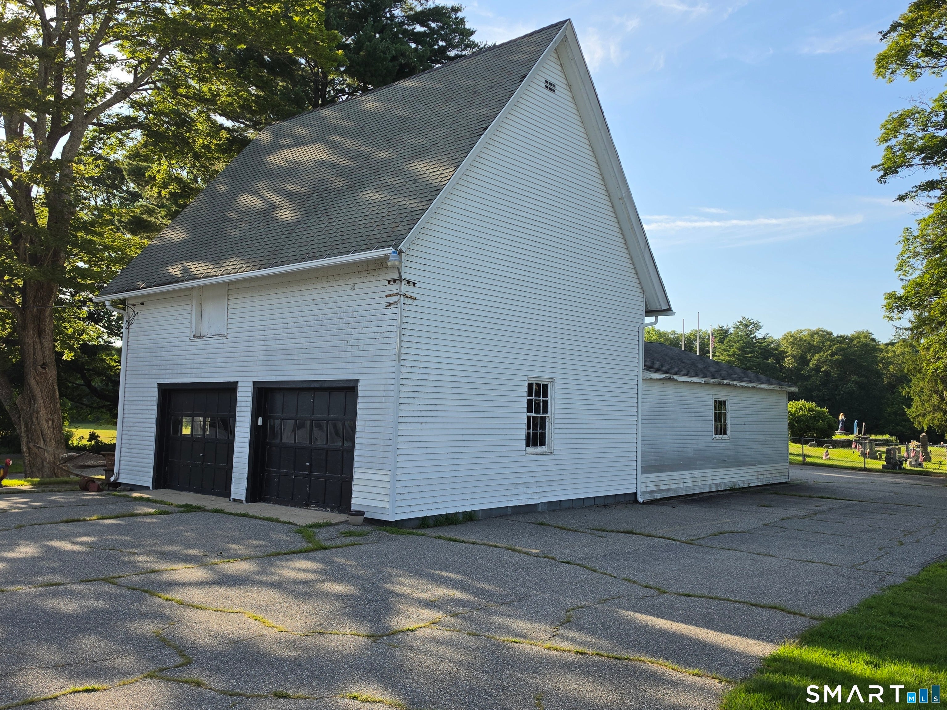350 Hartford Pike