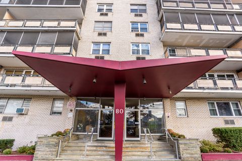 Photo of 80 Cartright Street #5D, Bridgeport, CT 06604 (MLS # 24141385)