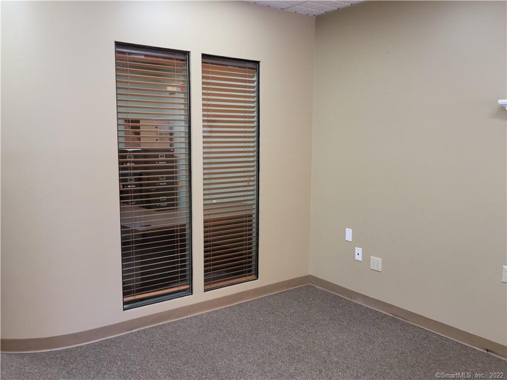 Middletown, Connecticut 06457, United States, ,Residential,Active,60006