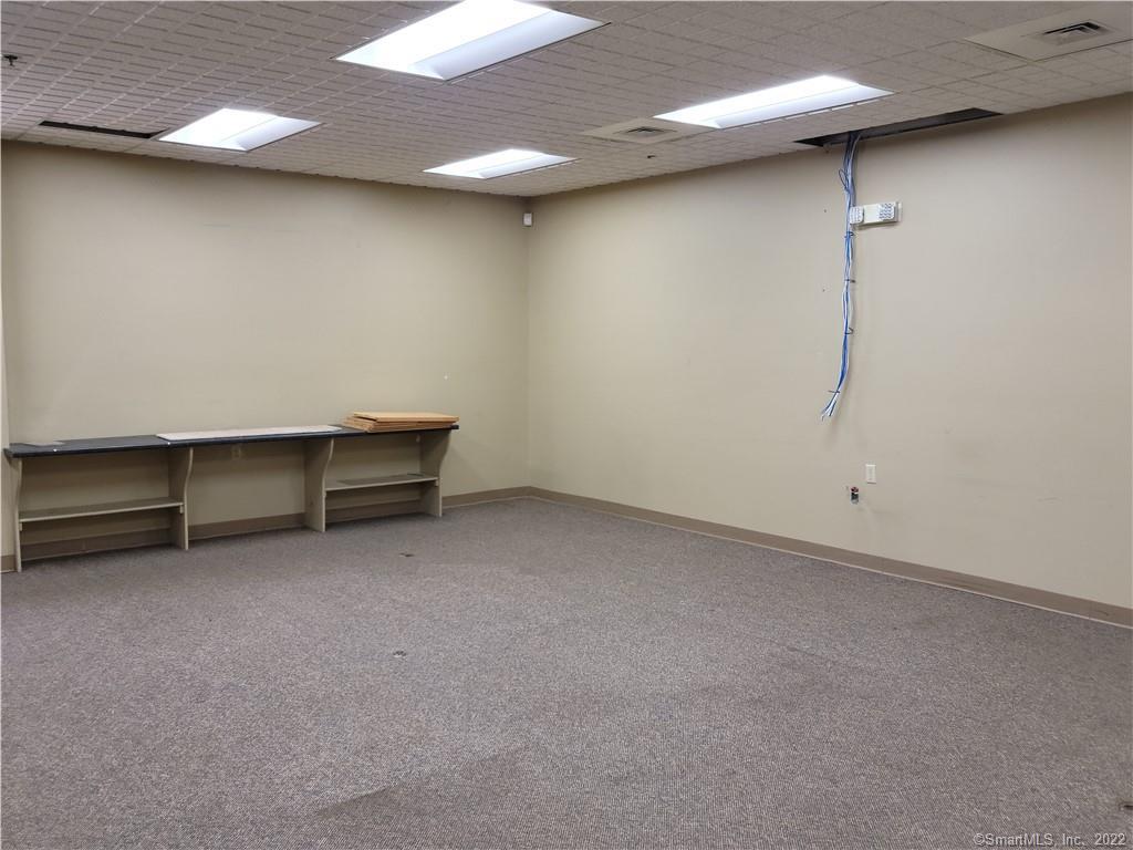 Middletown, Connecticut 06457, United States, ,Residential,Active,60006