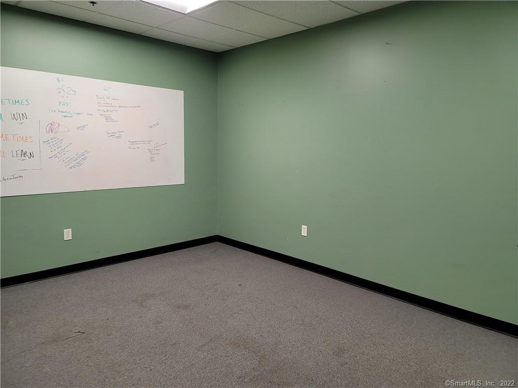 Middletown, Connecticut 06457, United States, ,Residential,Active,60006