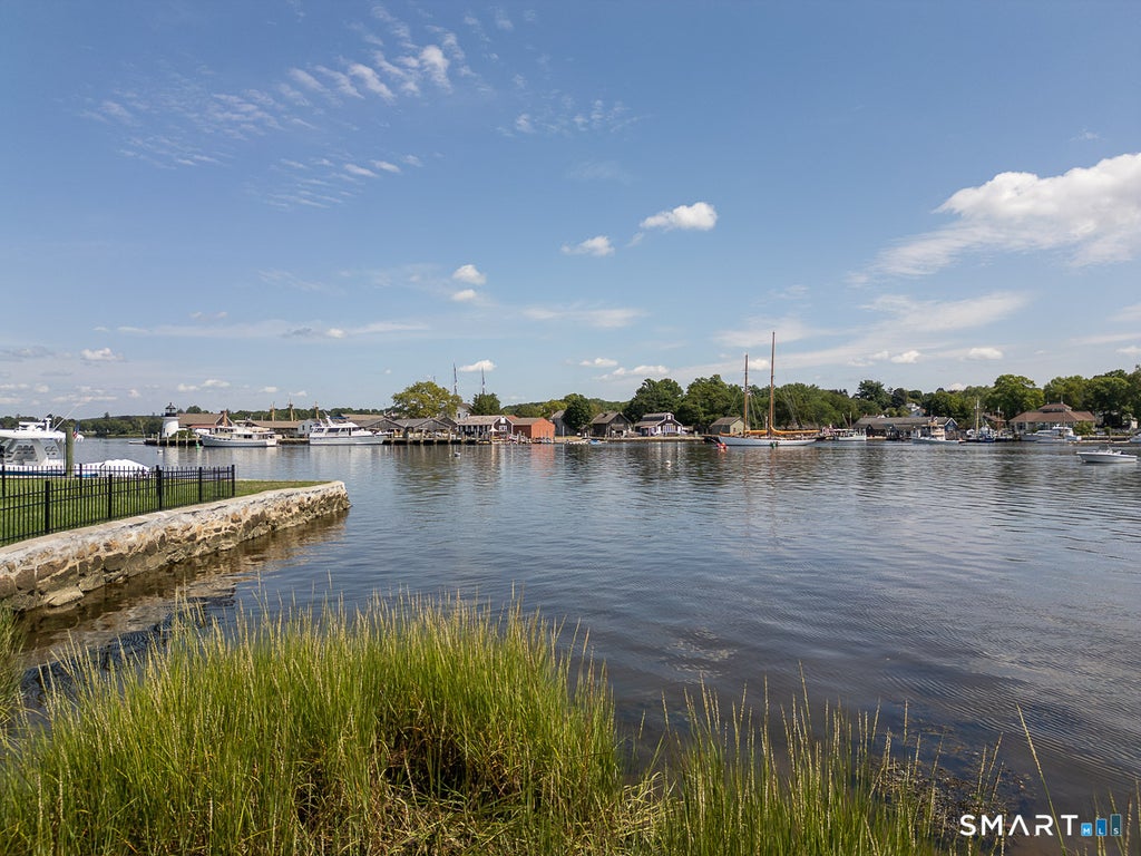 Photo of 7 Park Place, Groton, CT 06355 (MLS # 24186349)