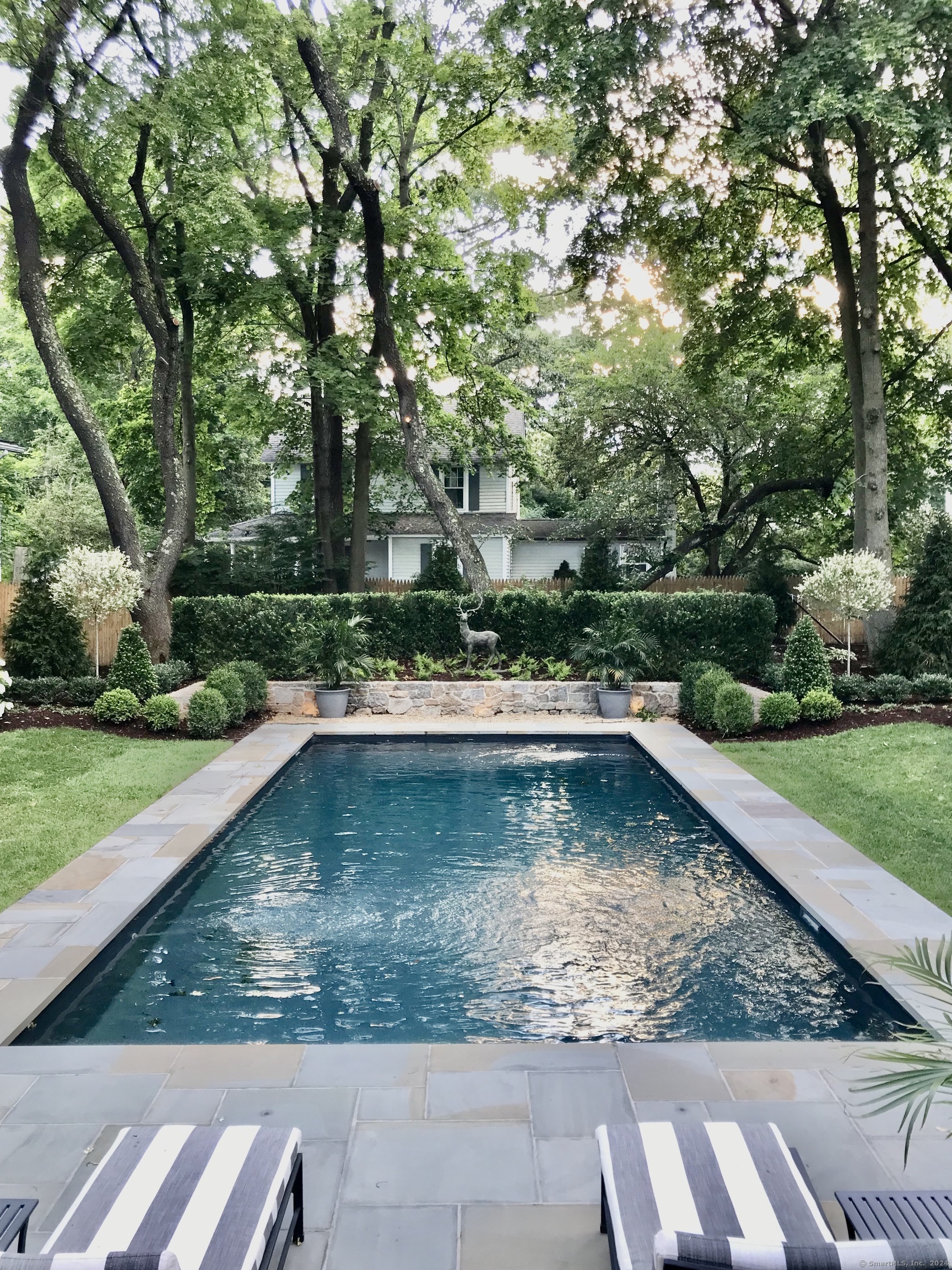Rental Property at Rowayton Avenue, Norwalk, Connecticut - Bedrooms: 3 
Bathrooms: 3 
Rooms: 9  - $17,500 MO.