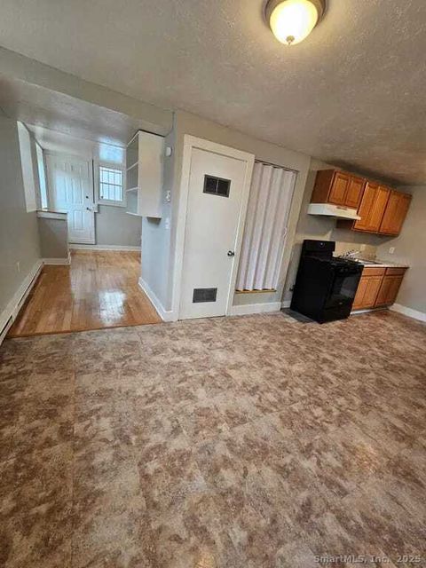 Tiny photo for 25 Pine Street, New Haven, CT 06513 (MLS # 24141977)