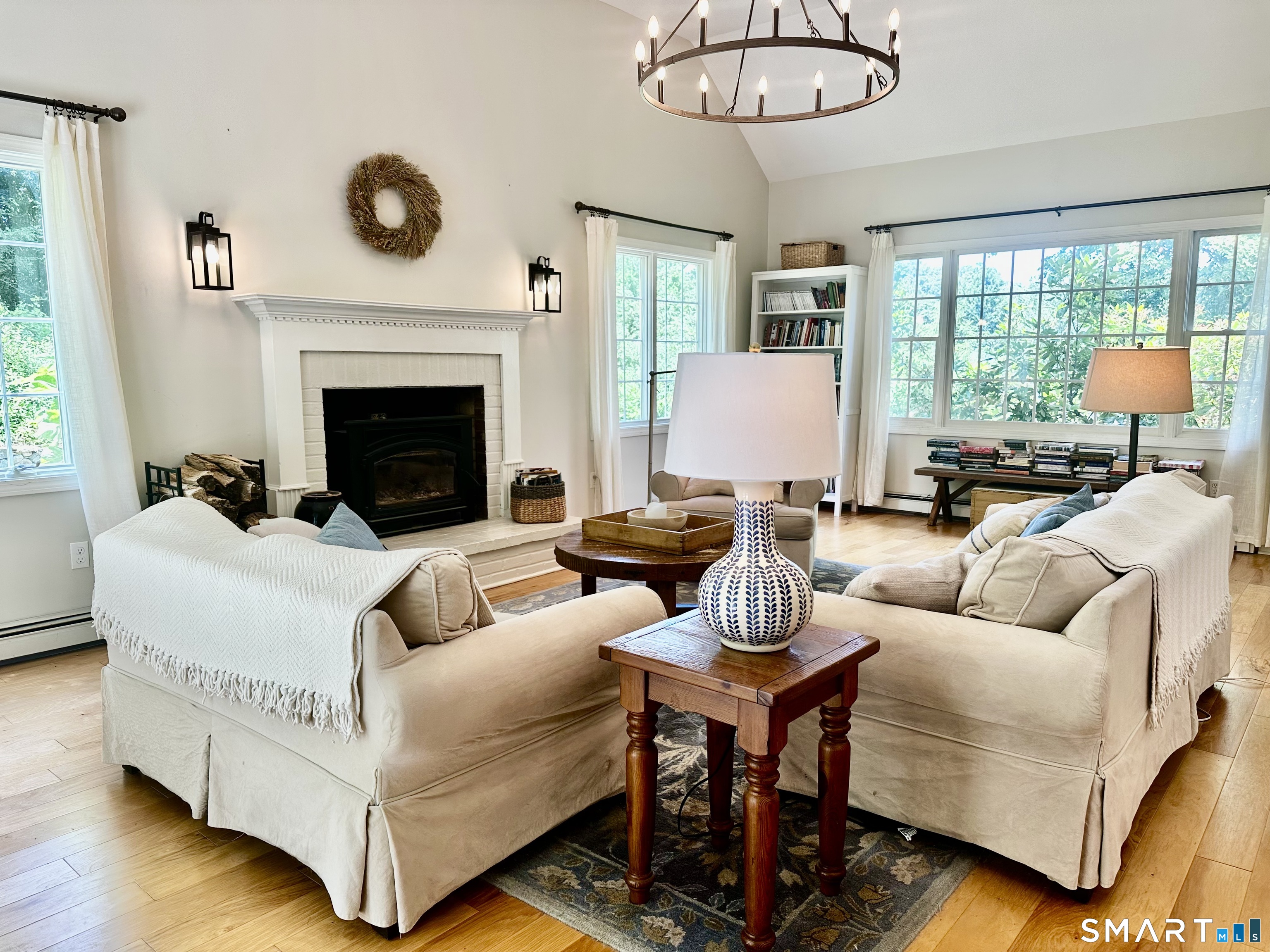 15 Mountain Manor Road