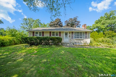 Homes For Sale - 17 Lancer Drive<br/> Enfield, CT 06082
