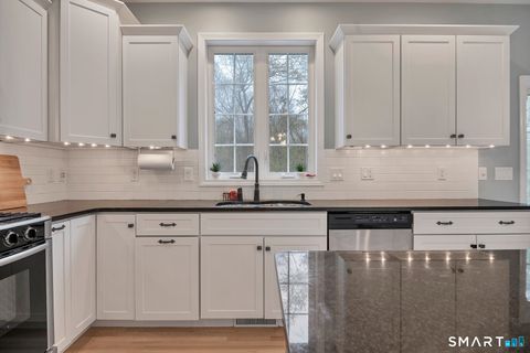 Tiny photo for 7 Harvest Glen, East Lyme, CT 06333 (MLS # 24175546)