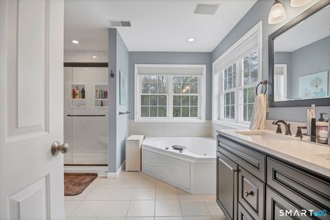 Tiny photo for 7 Harvest Glen, East Lyme, CT 06333 (MLS # 24175546)