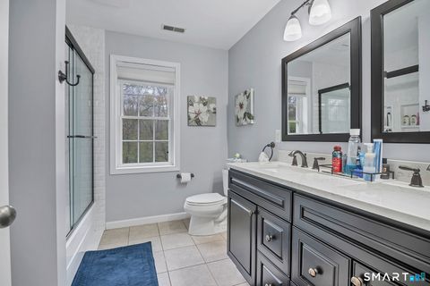 Tiny photo for 7 Harvest Glen, East Lyme, CT 06333 (MLS # 24175546)
