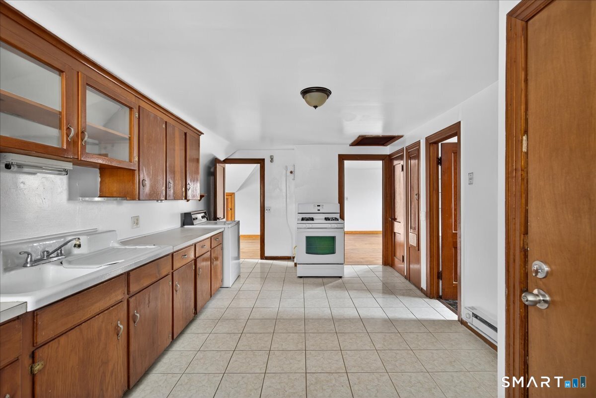 253 Olivia Street 3rd Fl