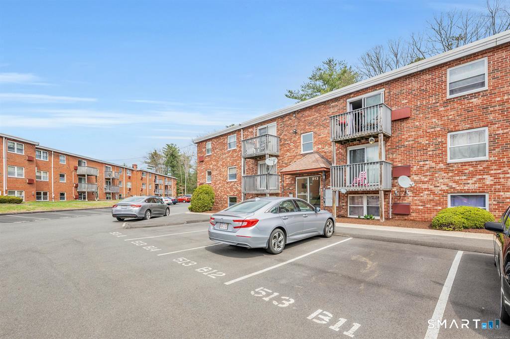 513 Emmett Street B11