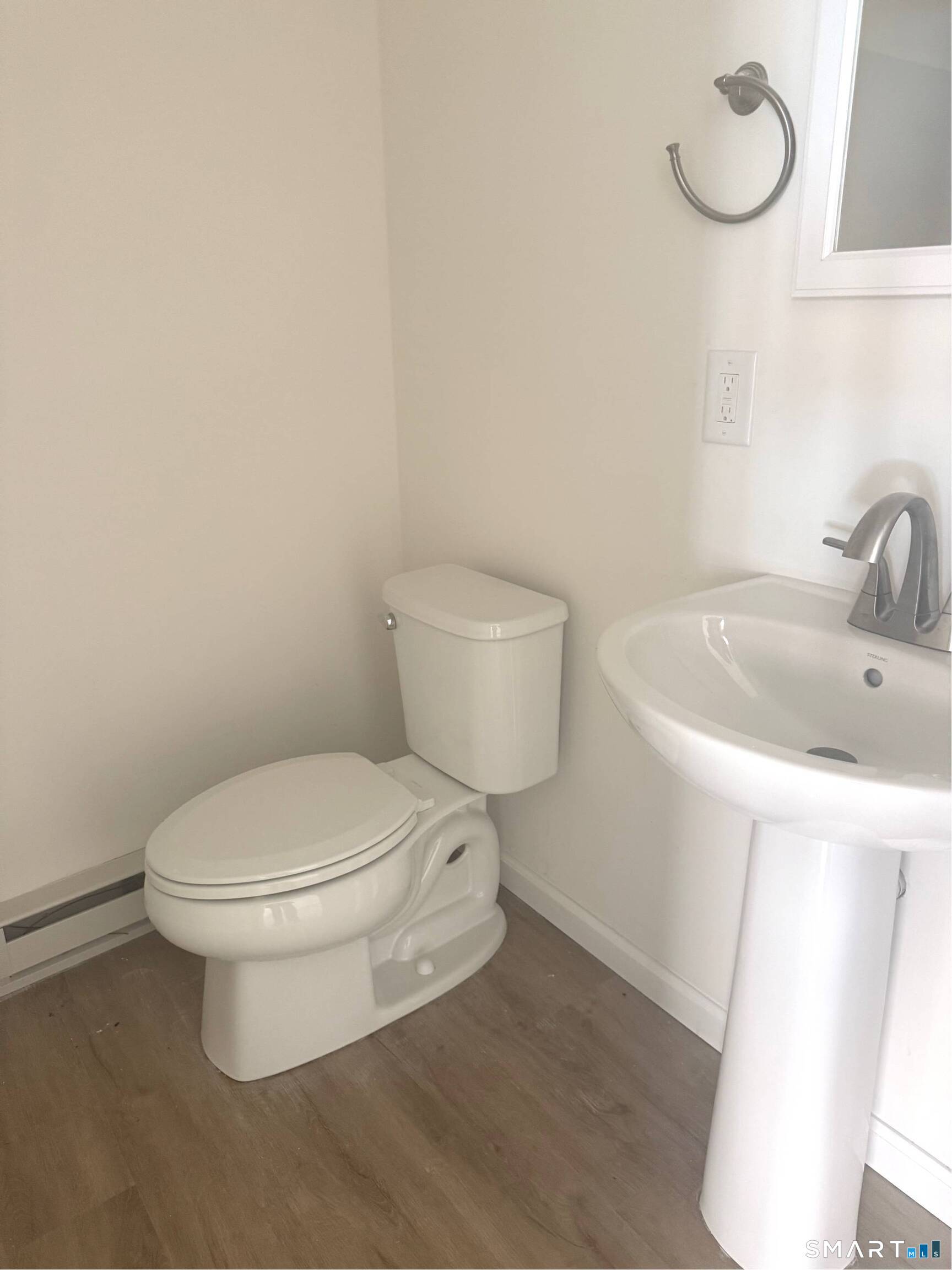 281 Greenwich Avenue