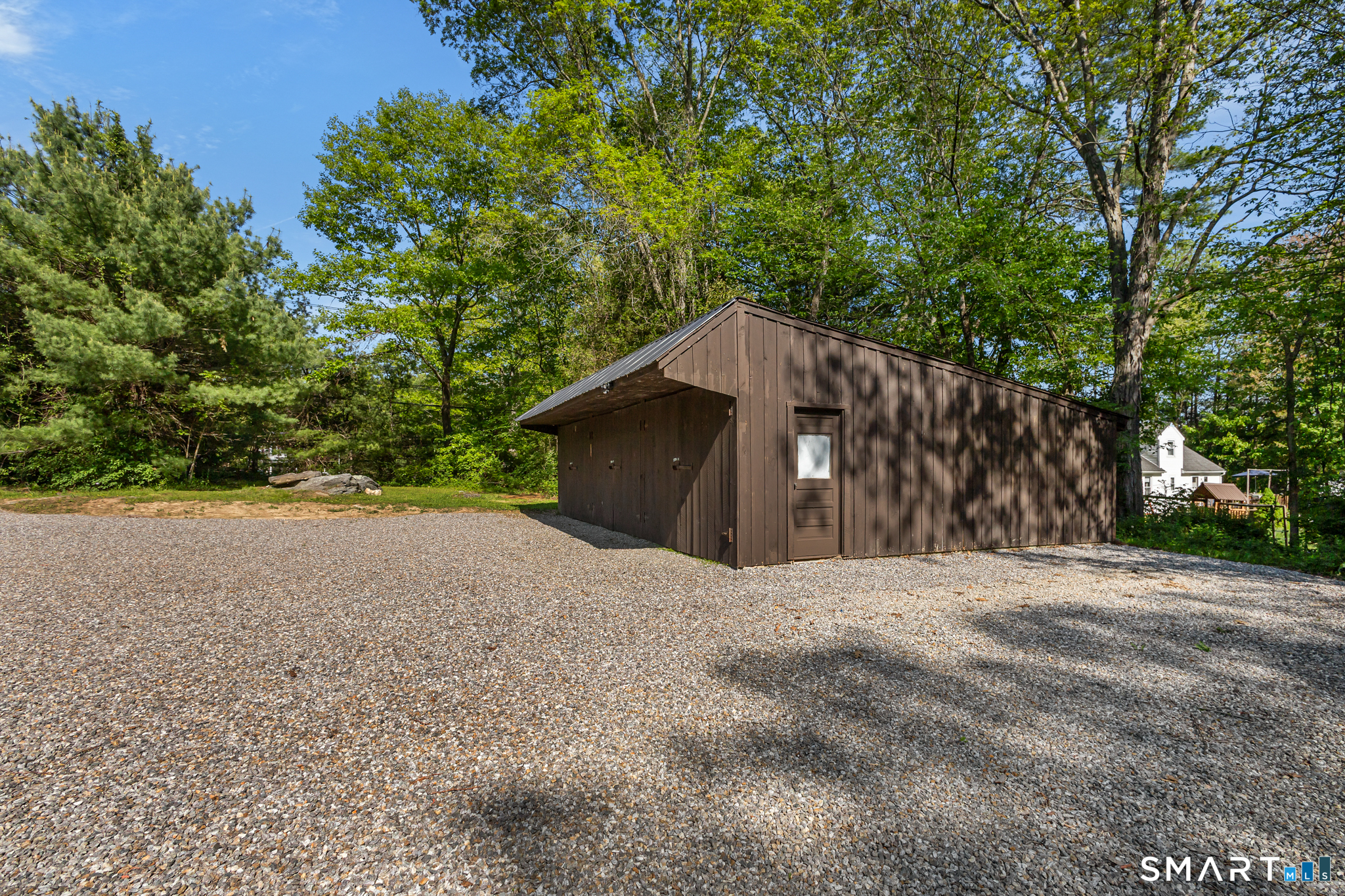 142 Quinebaug Road
