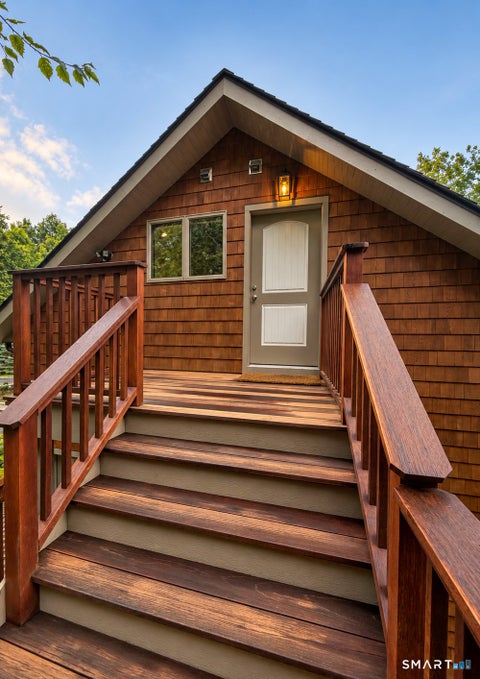 Homes For Rent - 12 Cedarstone Road<br/> New Haven County, Oxford, CT 06478