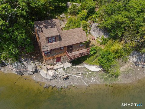 Homes For Sale - 49 Meadow Street<br/> New Haven County, East Haven, CT 06512