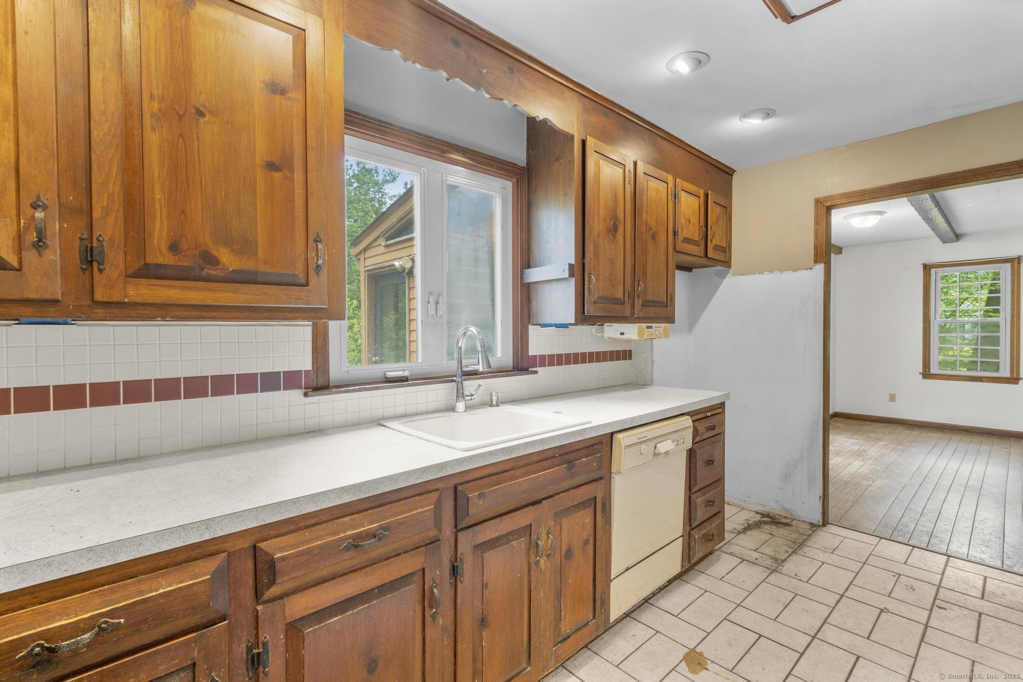 172 Parker Hill Road, Killingworth, Connecticut image 18