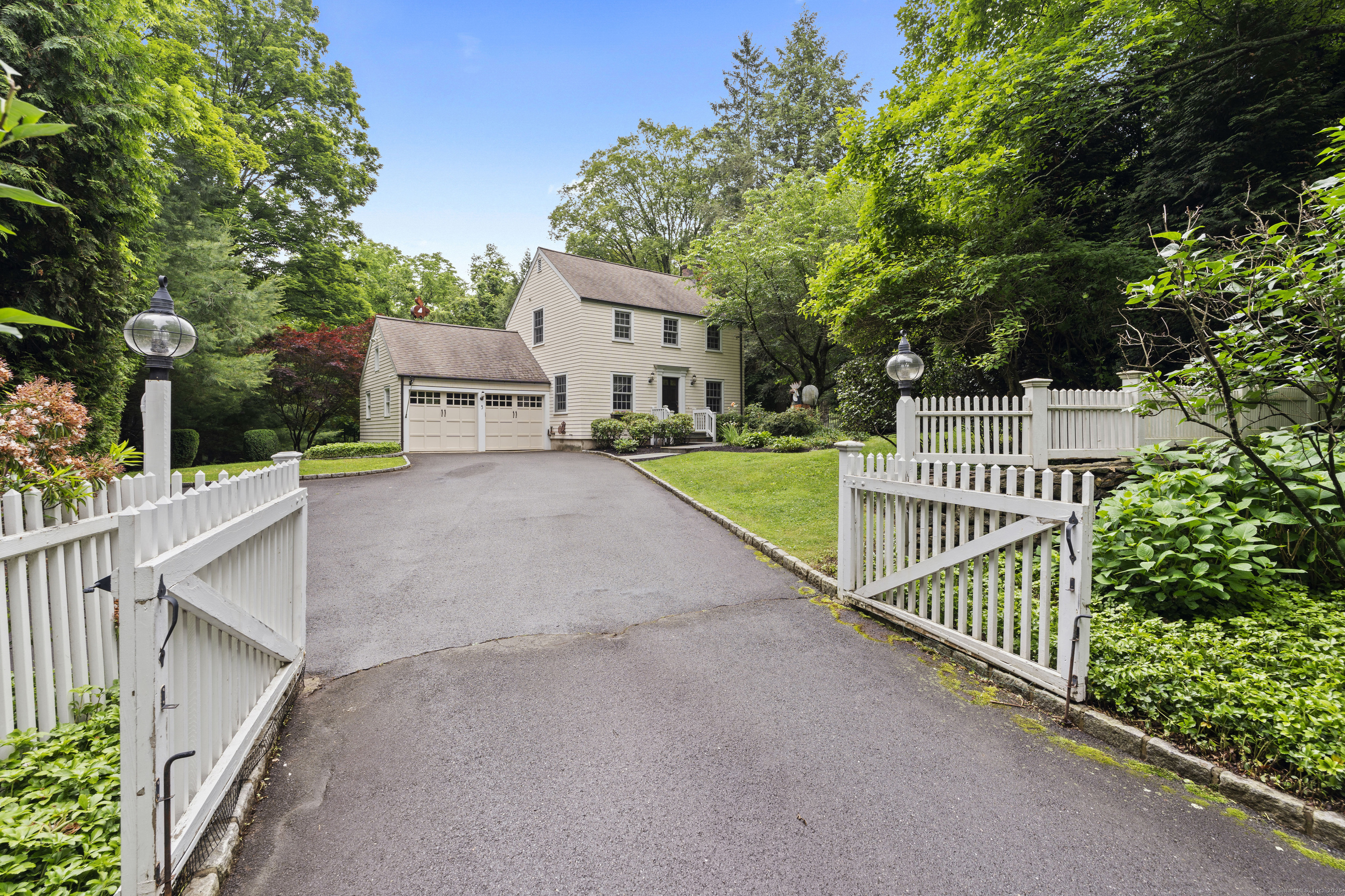 3 Taunton Lane