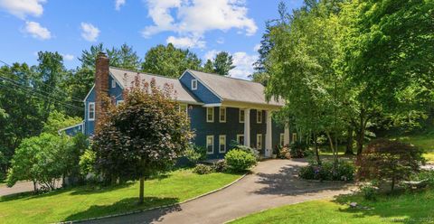 42 Sturbridge Hill Road New Canaan CT 06840
