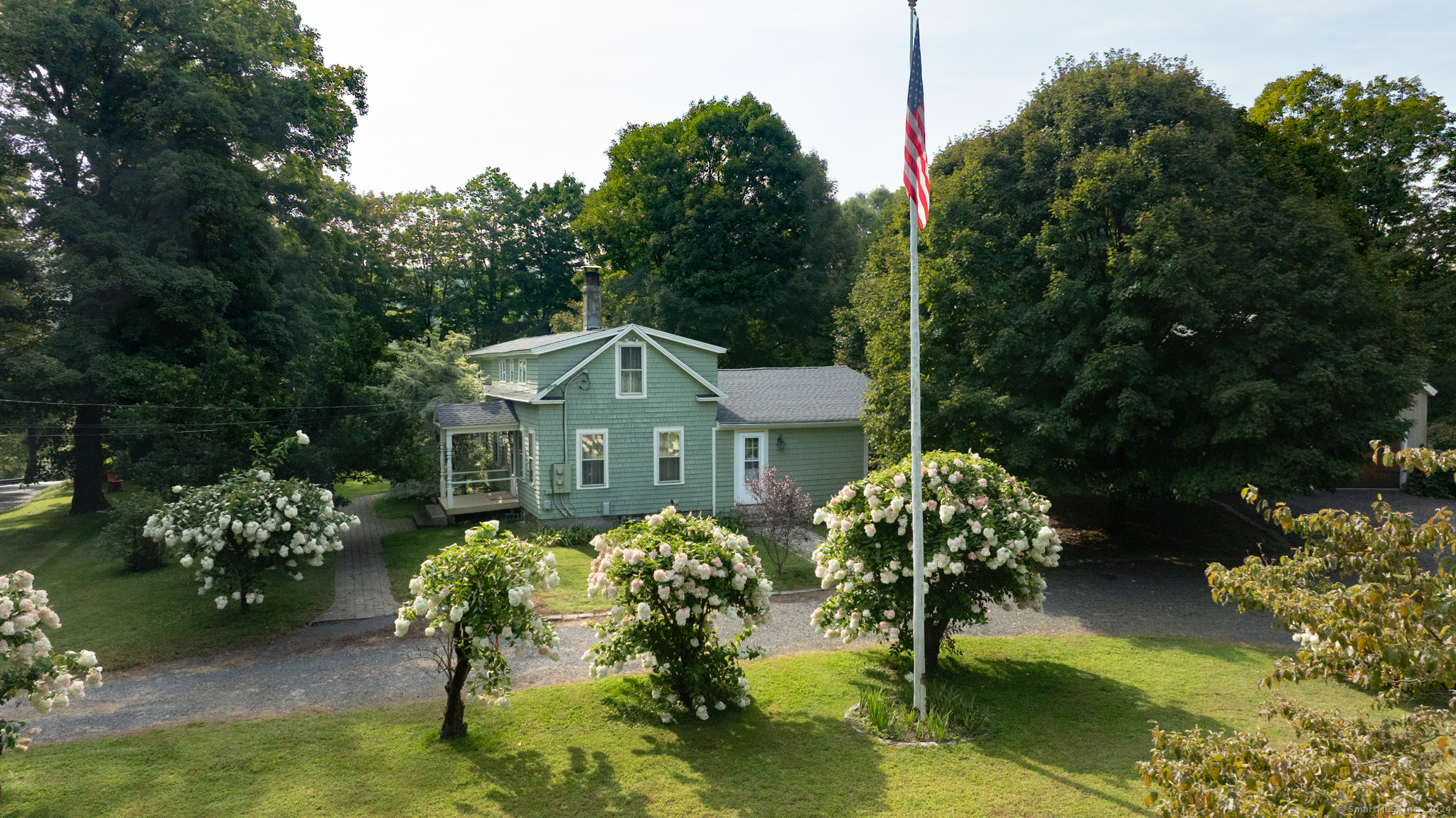 301 Transylvania Road, Woodbury, Connecticut image 1