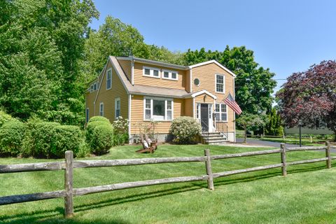 Single Family Residence in Fairfield CT 30 Youngstown Road.jpg