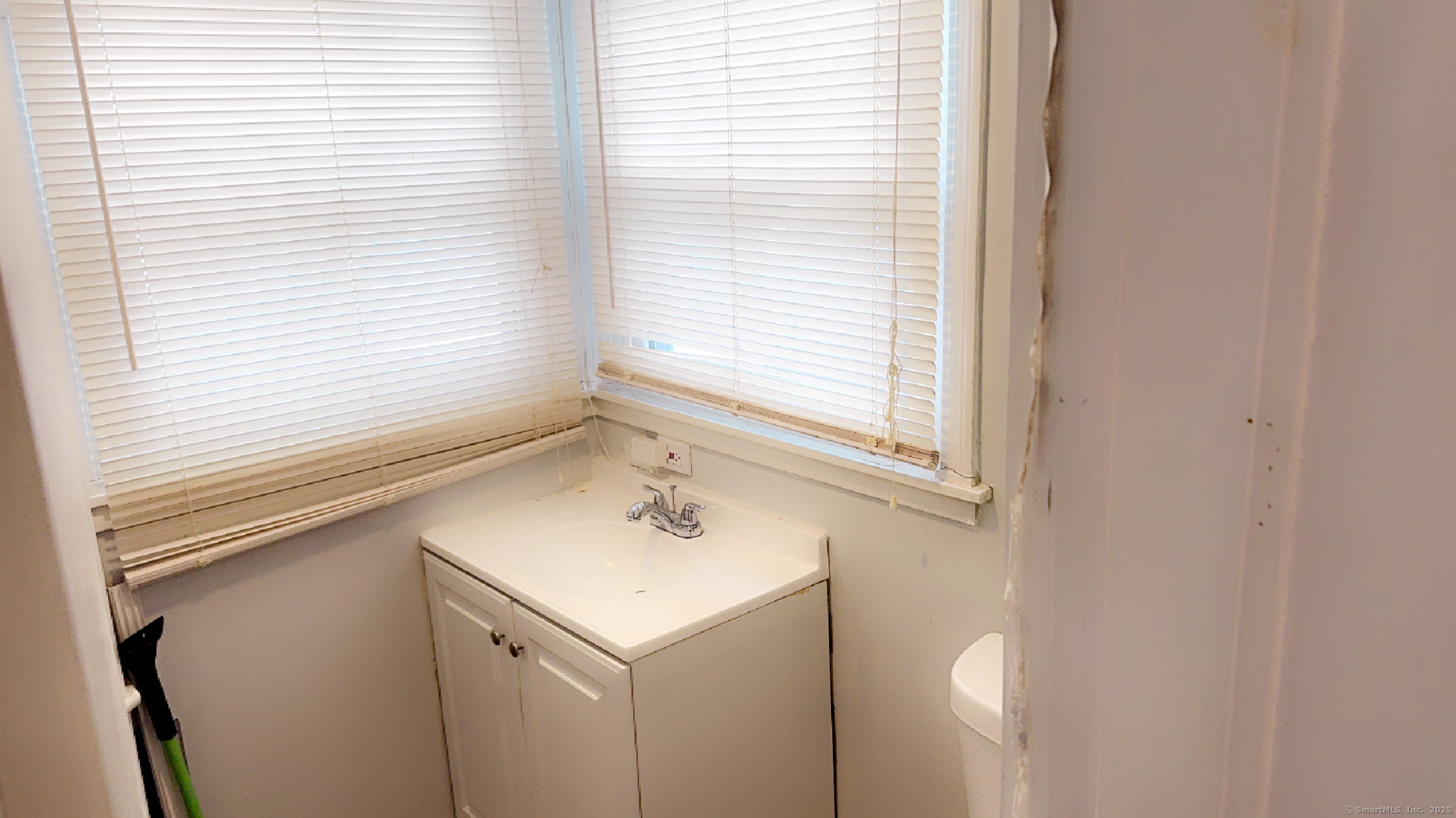 196 Palm Street, Hartford, Connecticut image 18