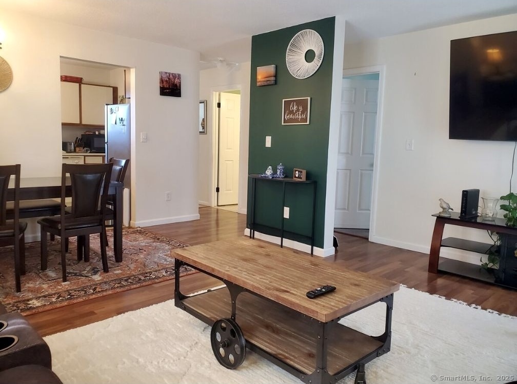 Photo 1 of School Street Apt A, Hamden, Connecticut, $1,500, Web #: 24067622