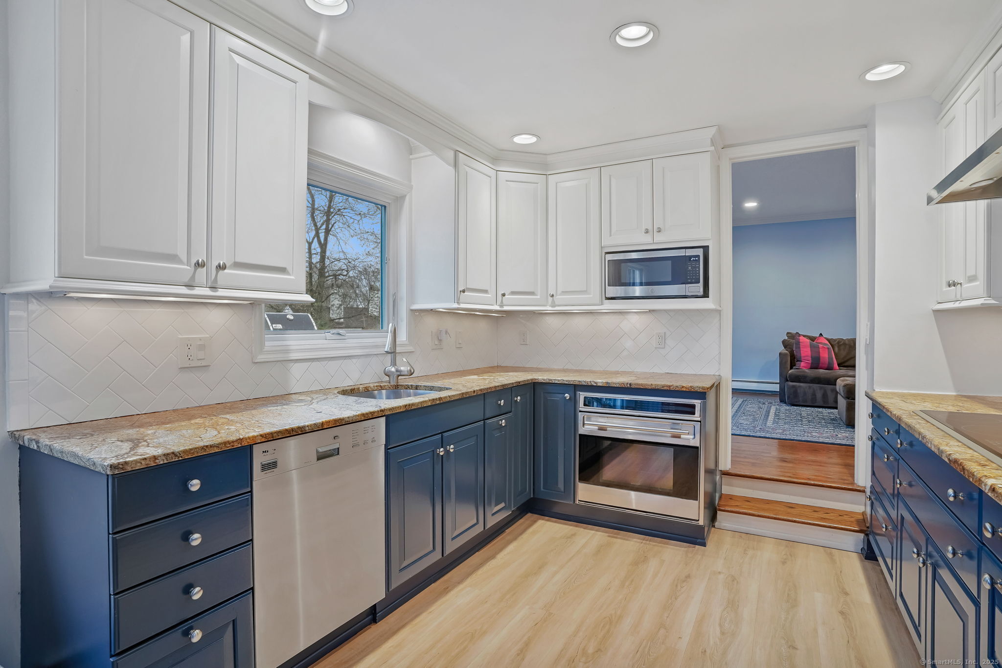 35 Turner Drive, Greenwich, Connecticut image 7