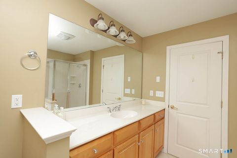 Tiny photo for 38 Bradford Walk #38, Farmington, CT 06032 (MLS # 24171387)