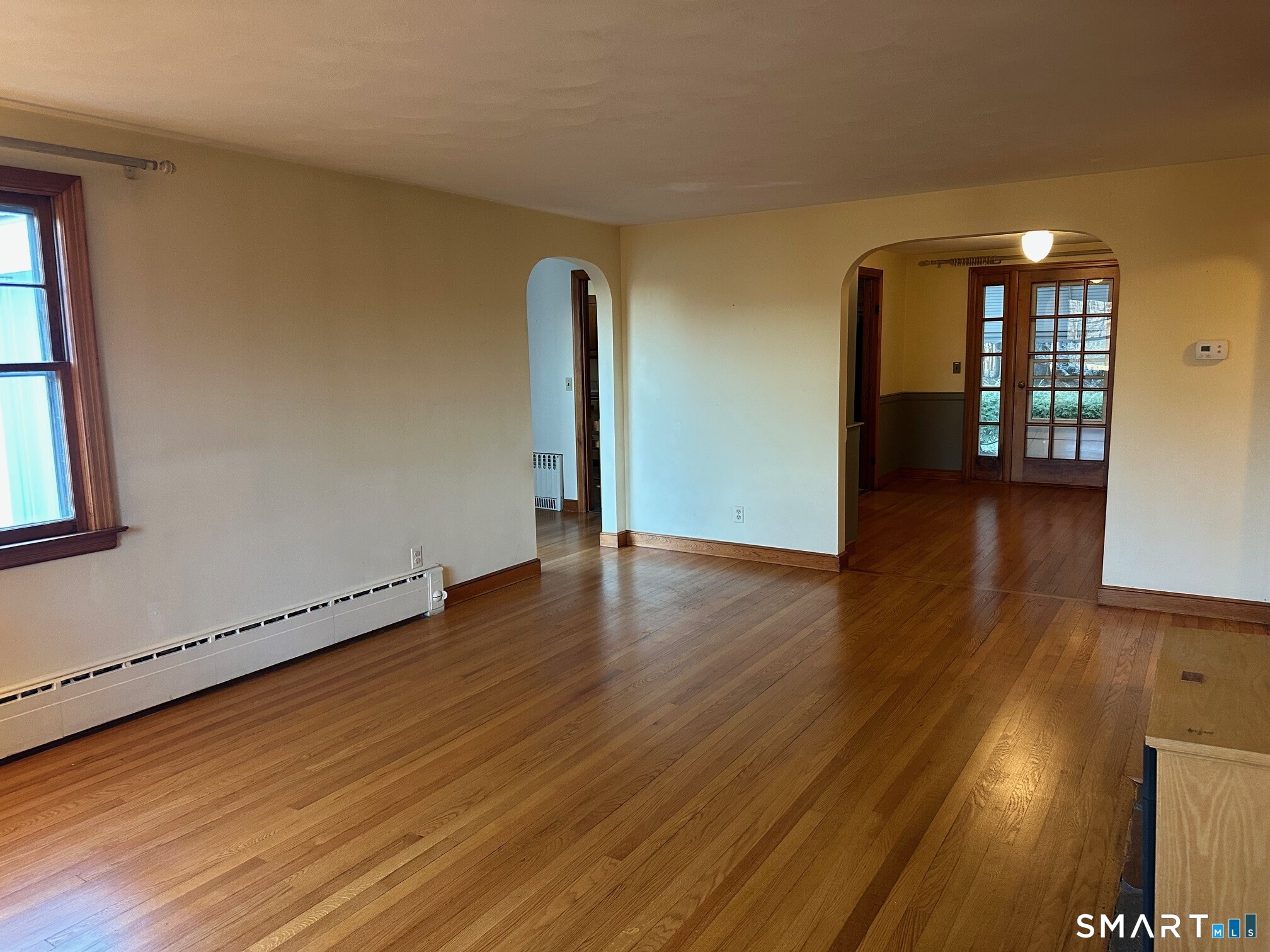 989 North Farms Road