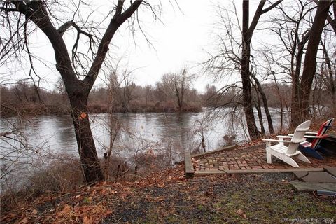 Tiny photo for 128 Garden Street #2nd floor 3, Farmington, CT 06032 (MLS # 24148229)